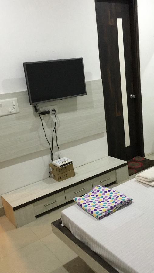 De Agya Paradise Otel Ludhiana Dış mekan fotoğraf